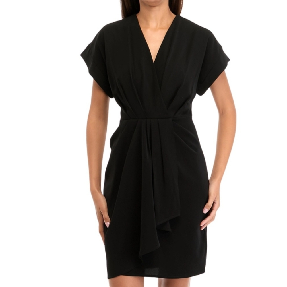 DKNY Women's Short Sleeve V-neck Solid Crepe Fit W/Flare Dress‎ Black Size 12